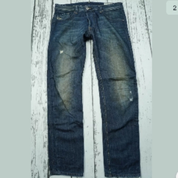 Diesel Jeans Darron Regular Slim Tapered